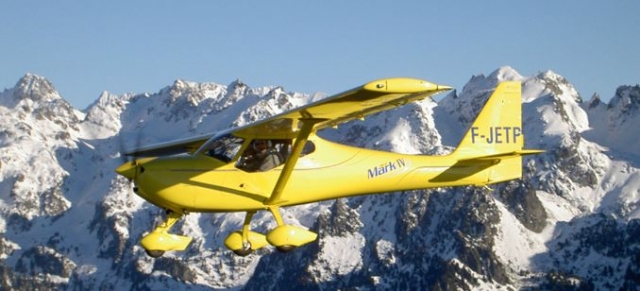  Bautismo en ultraligero sobre los Alpes 